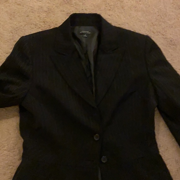 Tahari Black Pinstripe Fitted Blazer Ladies Sz 6 - Arthur S. Levine - Picture 9 of 11
